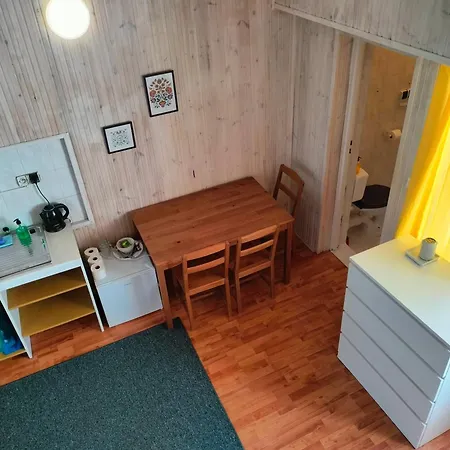 Stanica Nad Jeziorem Pttk Camping Swornegacie