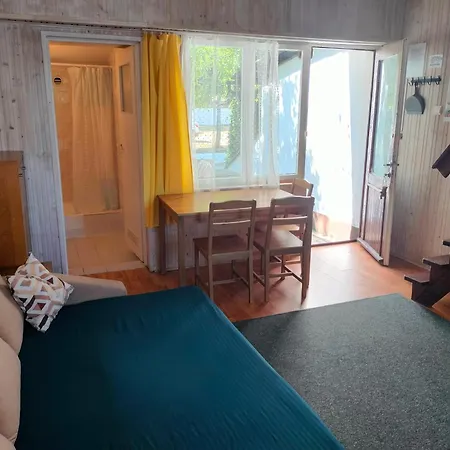 Camping Stanica Nad Jeziorem Pttk Swornegacie